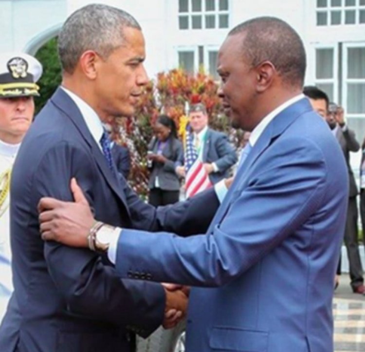 Mixed Reactions as President Kenyatta Gives Obama’s Family 1 Million Shillings