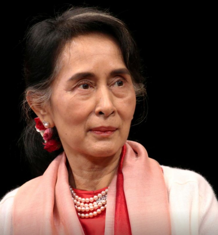Myanmar's Suu Kyi Pleads with the Court to let her Meet Lawyers