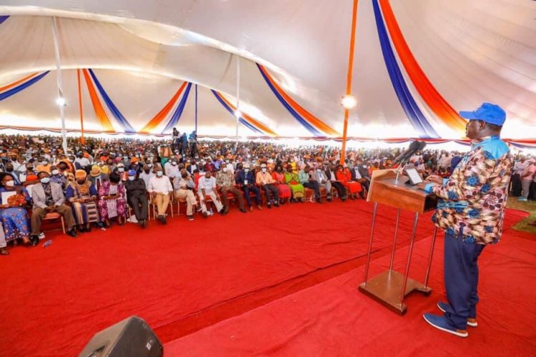 Raila Meets More Than 1500 Delegates from Nyanza Despite Ban on Public Gatherings
