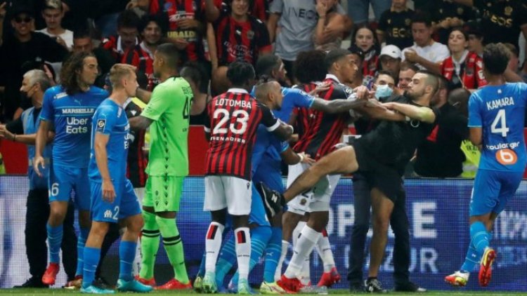 Nice vs Marseille Match Abandoned after Fans Invaded the Pitch
