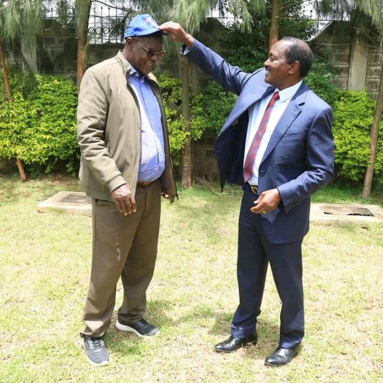 "Kwaheri ODM" Powerful Senator Ditches Raila's ODM Camp, Joins Kalonzo's Wiper Party [PHOTOS]