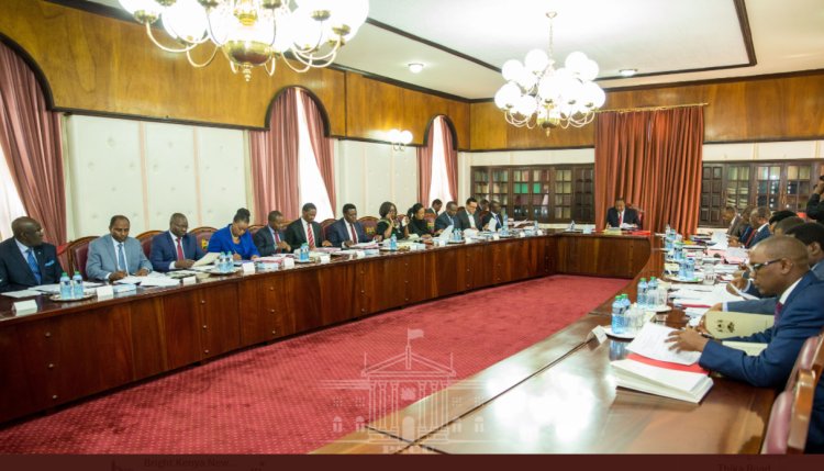 Uhuru Reshuffles Cabinet Quietly