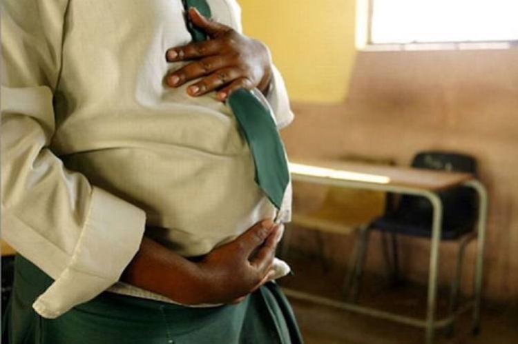 Fear As 98 Kenyan teenage girls get infected with HIV weekly