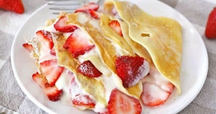 Strawberry Cheesecake Crepes Recipe