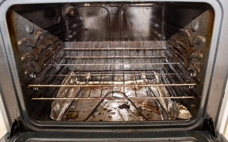 How To Keep Your Oven Spotless