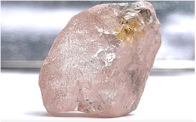 Rare Pink Diamond Unearthed in Angola