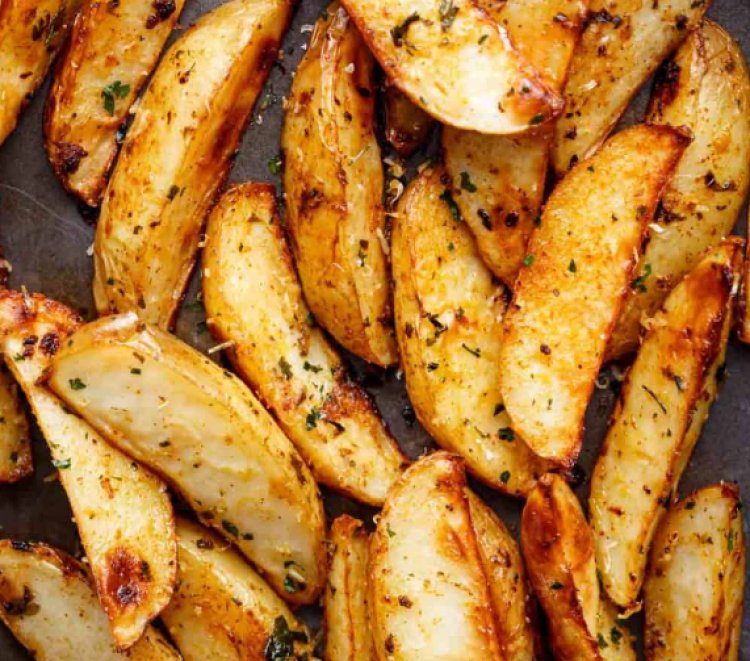 Crunchy Oven-Baked Potato Wedges Recipe